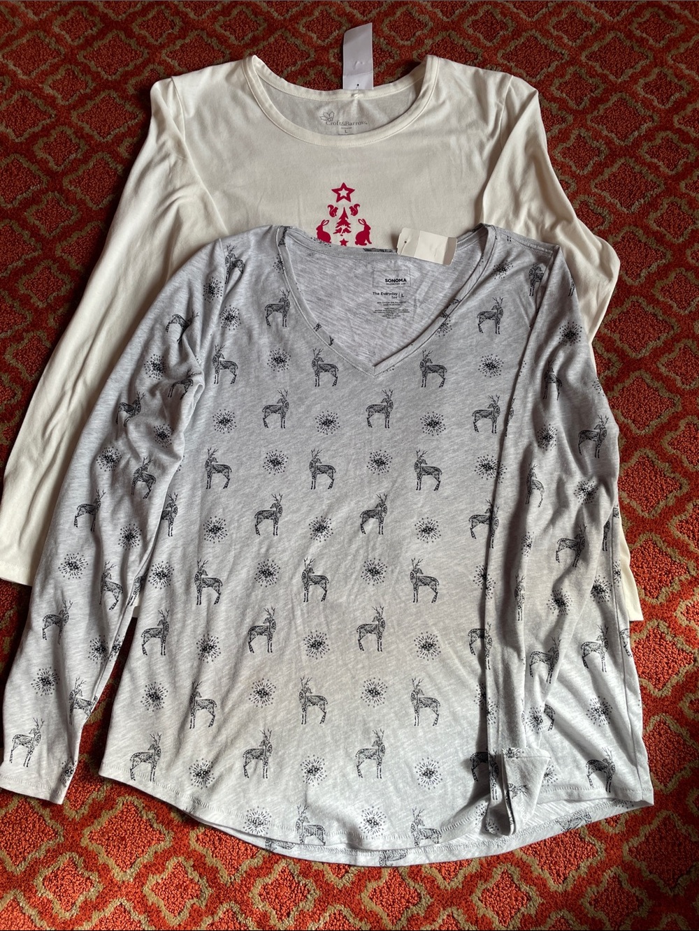 Long-Sleeve Deer Print Tops - Light Gray and Creamy White With Red Accent